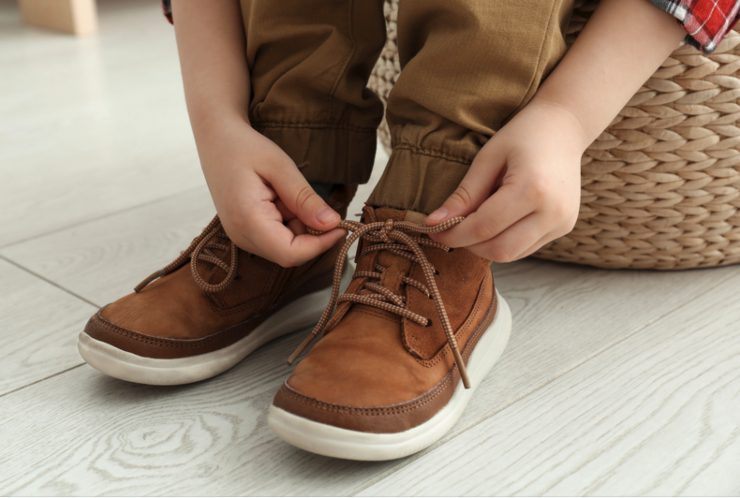 Perché bisogna togliere le scarpe entrando in casa