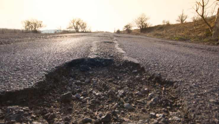 incidente o danni buche stradali