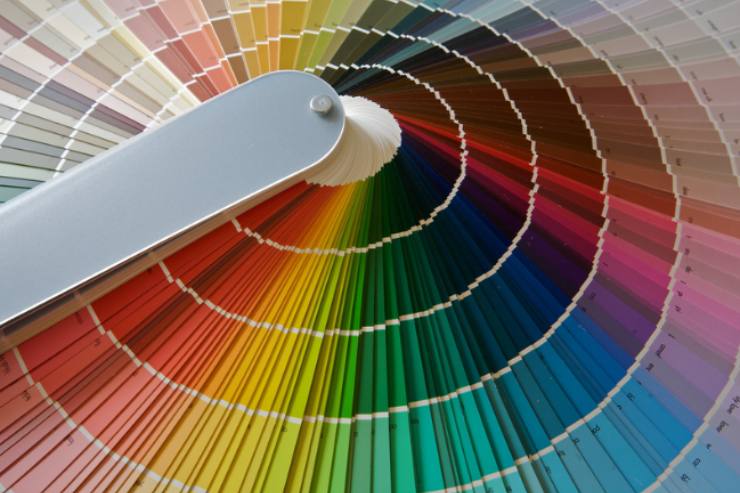 Abbinamento colori, dipingere casa: errori da non fare
